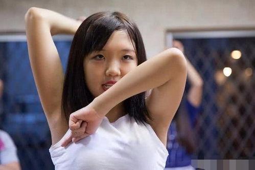 娱乐吃瓜酱女生来例假,揭秘生理期背后的秘密与关爱  第3张