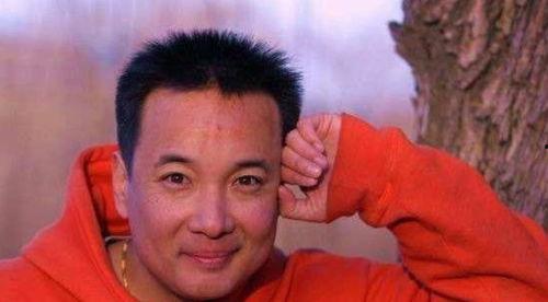 娱乐圈人名黑土 吃瓜,揭秘“黑土”吃瓜背后的故事  第2张